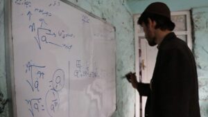 ښوونکی