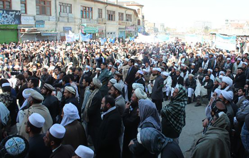 150326160733_mullah_kabul_protest_640x360_bbc
