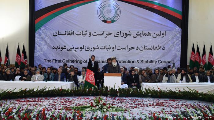 بیثباتی در بازارهای مالی چین که هفتهی گذشته باعث کاهش شدید بهای سهام در این کشور شد، همچنان ادامه دارد و تاثیر این رکود کماکان بر بازارهای آسیا دیده میشود.