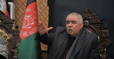بازگشت دوباره و واگذاری کامل اختیارات؛ آیا آمدن دوستم پایه‌های حکومت غنی را محکم می‌سازد؟