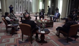 تعلل در برگزاری انتخابات راه‌حل نیست