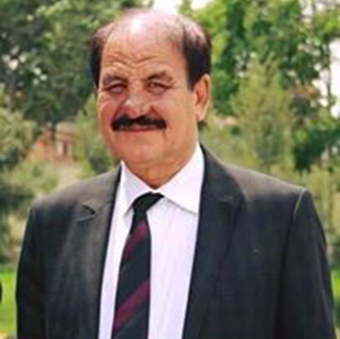 اسماعیل تیمور، مسوول بخش خبر رادیو و تلویزیون ملی و یکی از همکاران انگار