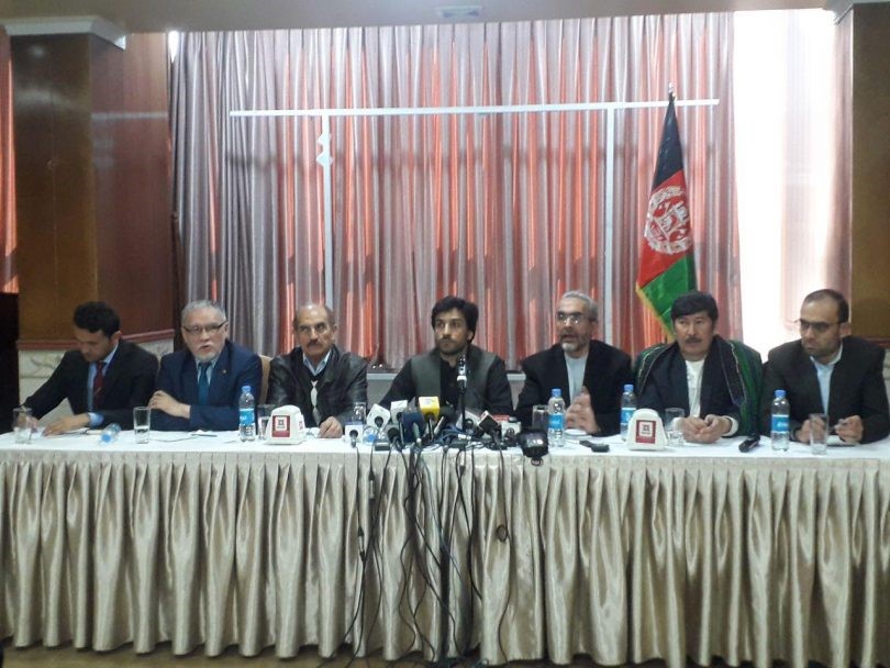 احزاب سیاسی میگوید که آرای بدون بیومتریک برای آنها پذیرفتنی نیست