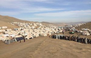 آوارگان خشک‌سالی بادغیس؛ 25 هزار نفر زیر چادر زندگی میکنند
