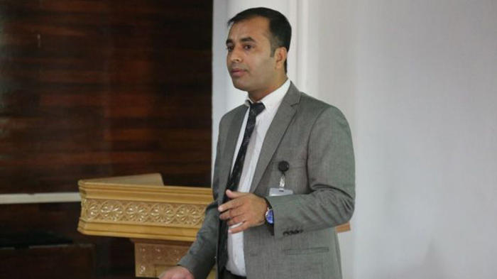 مانور انتخاباتی با ثواب‌الدین مخکش