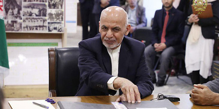 سوءاستفاده‌ی غنی از امکانات دولتی؛ رقیبان شاکی و قانون ساکت است