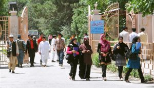 بلند خندیدم، استاد گفت ناکام هستی؛ روایت دختران دانشجو از دانشگاه کابل
