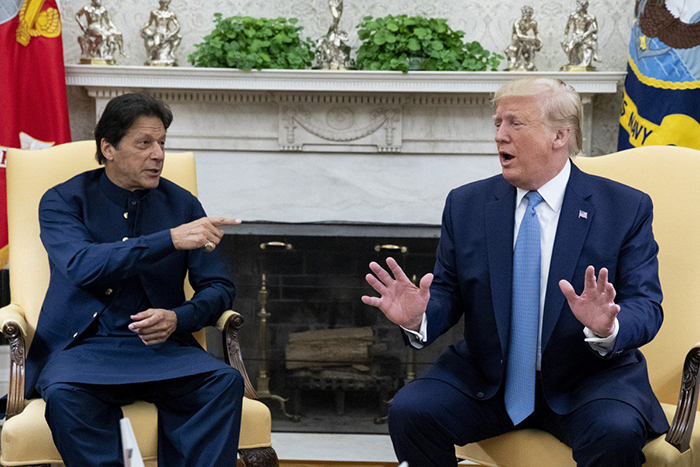 ساعت بعد پنج از ظهر