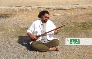پناهنده‌ی ایرانی در افغانستان؛ نوازنده‌ای که ساز زندگی‌اش کوک نمی‌شود