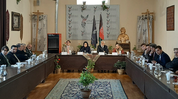 «مبنای قومی قدرت، دلیل نارضایتی اقوام است»