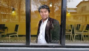 گفت‌وگو با سمیع‌الله عطایی؛ تا چرخه‌ی تولید و بازار افتصادی به وجود نیاوریم سینما در افغانستان پا نمی‌گیرد
