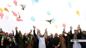 دو طرف برای اعتماد تلاش کنند