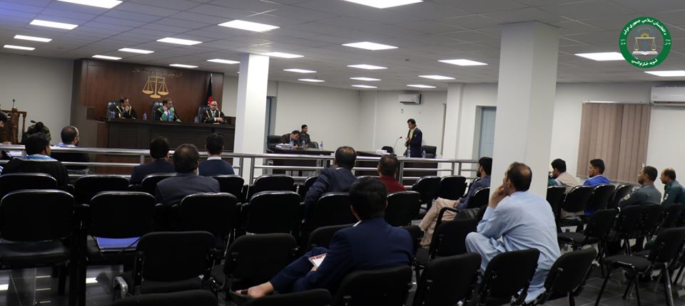 دادگاه سرپرست اداره نورم و استندرد