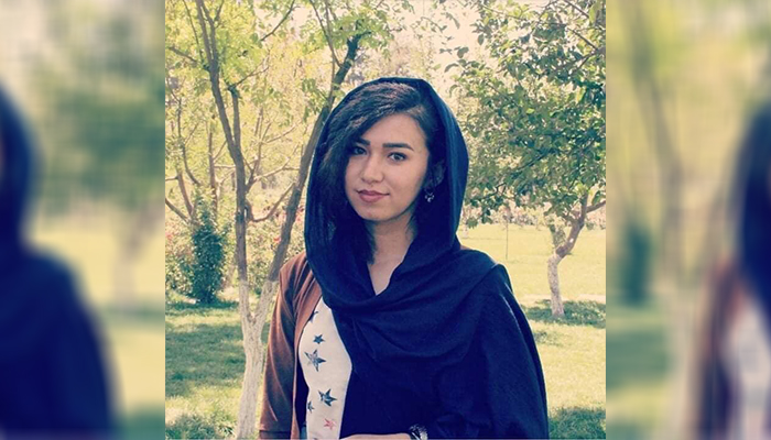 نیلوفر سعادتی، دانشجوی یکی از دانشگاه‌های خصوصی