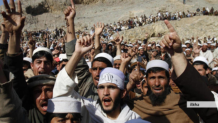 چرا حکومت افغانستان سقوط نمی‌کند؟