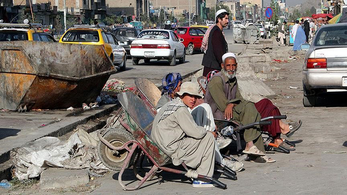 برپایهی اعتراف رییسجمهور غنی، 90 درصد افغانها زیر خط فقر زندگی میکنند - عکس از شبکههای اجتماعی