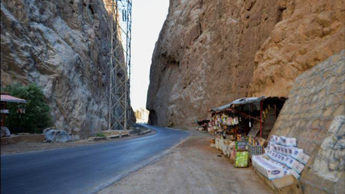 تنگی تاشقرغان