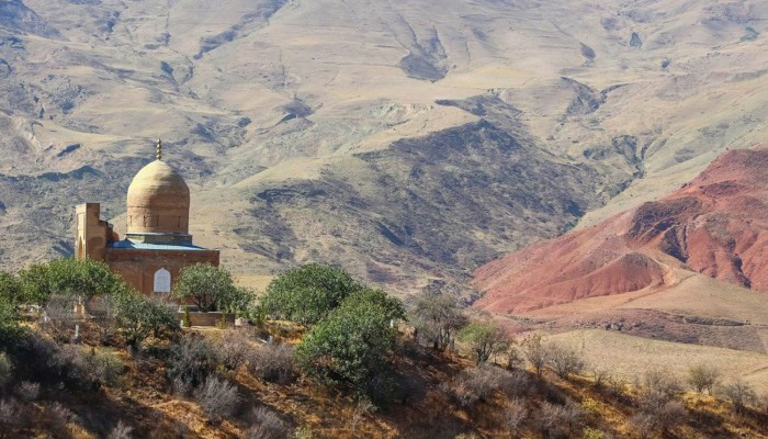 مقبره شیخ محمد صدیق در کته لنگر (منبع عکس: Uzbekistan Tourism)