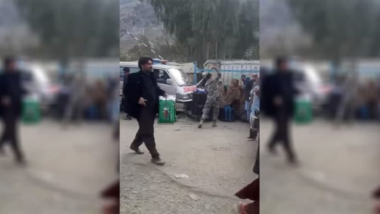 لت‌وکوب یک زن توسط پولیس