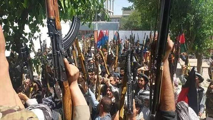 چرا افکار عمومی از تفنگ در برابر قانون در فاریاب حمایت کرد؟