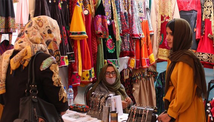زنان و تجارت در افغانستان؛ در یک سال اخیر چالش‌ها دوبرابر شده است