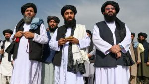 طالبان در میدان هوایی