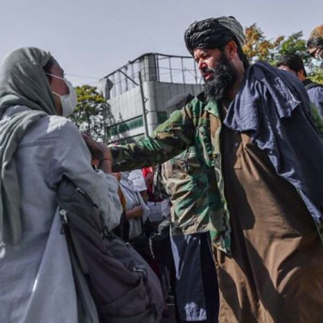 زنان معترض افغان