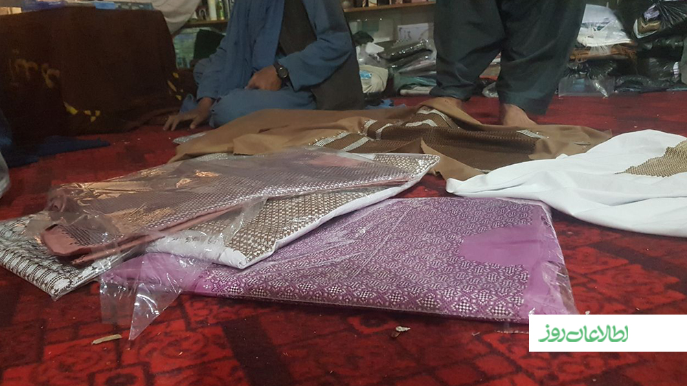 یک مرد در ارزگان برای ده‌ها زن سرپرست خانواده، زمینه‌ی کار را فراهم کرده است
