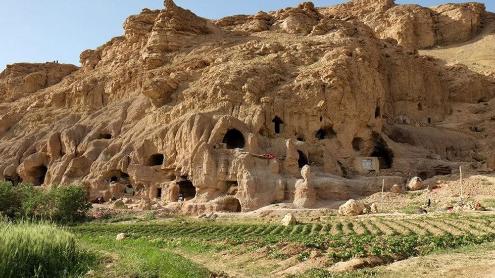 کوچ اجباری مغاره‌نشینان بامیان
