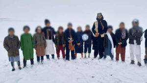 طالبان در تخار کودکان بی‌سرپرست را جمع‌آوری و به پرورشگاه می‌فرستند
