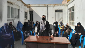 زنان معترض در بلخ خواستار لغو محدودیت‌ها در برابر آموزش و کار زنان شدند