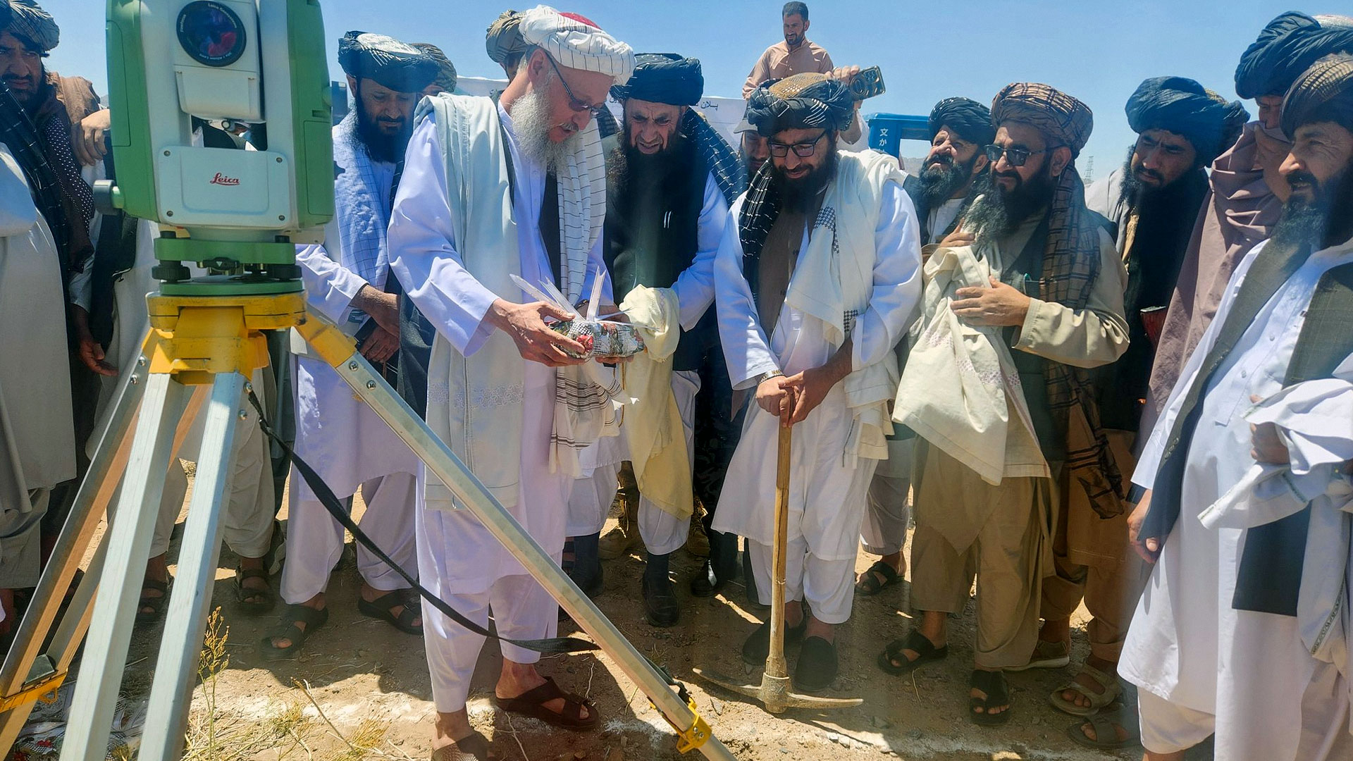 تهداب‌گذاری شهرک مهاجرین